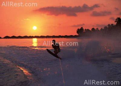 Sun Island Resort & Spa 36